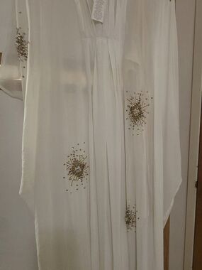 Twelfth Street by Cynthia Vincent Ivory/Gilded Hand Beaded Embellished Gown